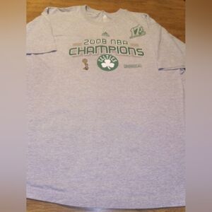 Boston Celtics 2008 NBA Champions Adidas Locker Room Edition Gray XL T-Shirt